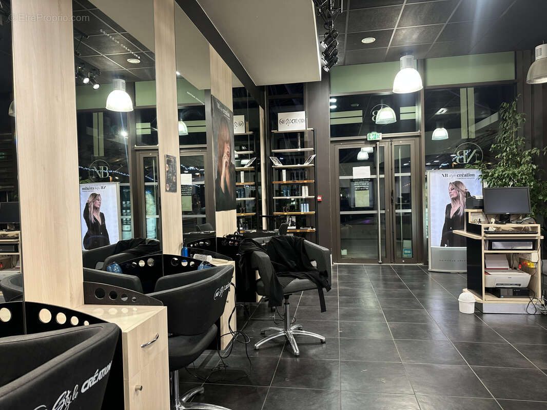 Commerce à SALON-DE-PROVENCE