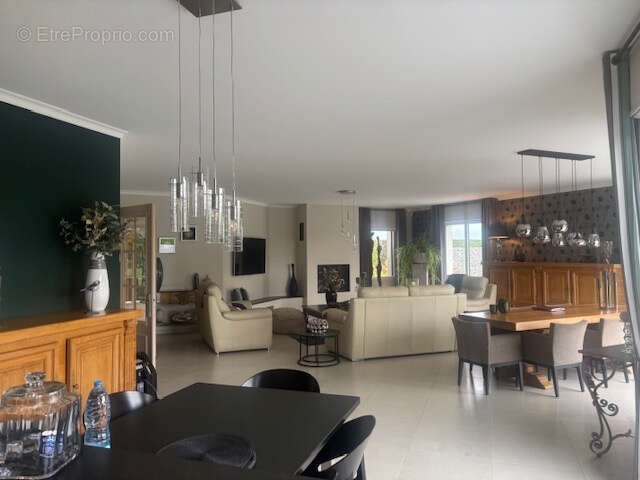 Maison à FONTAINE-NOTRE-DAME