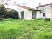 Maison à NUEIL-LES-AUBIERS