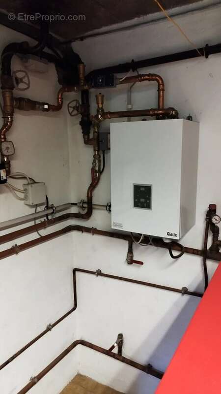 Maison à SAINT-PIERRE-DE-CHERENNES