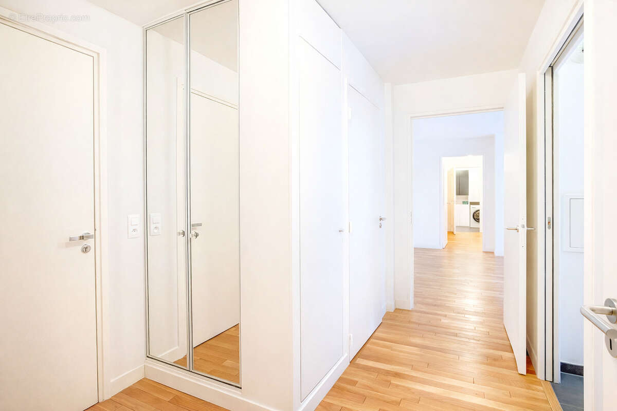 Appartement à LE PLESSIS-ROBINSON