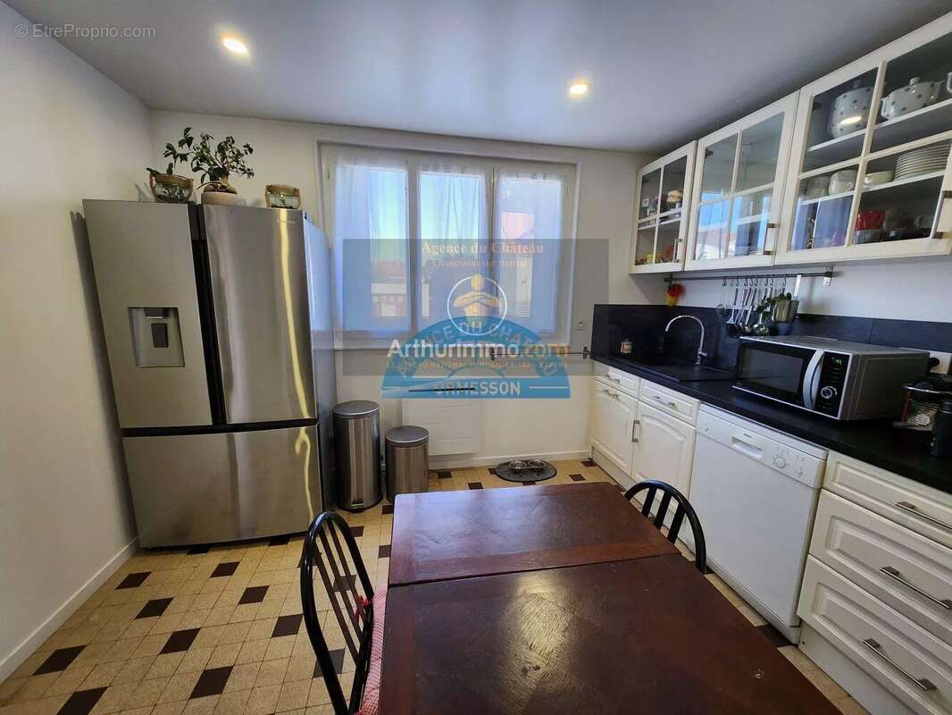 Maison à ORMESSON-SUR-MARNE