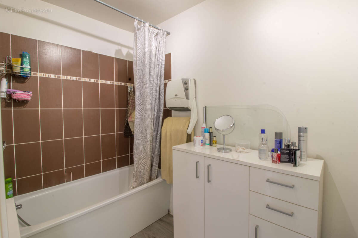 Appartement à CORBEIL-ESSONNES