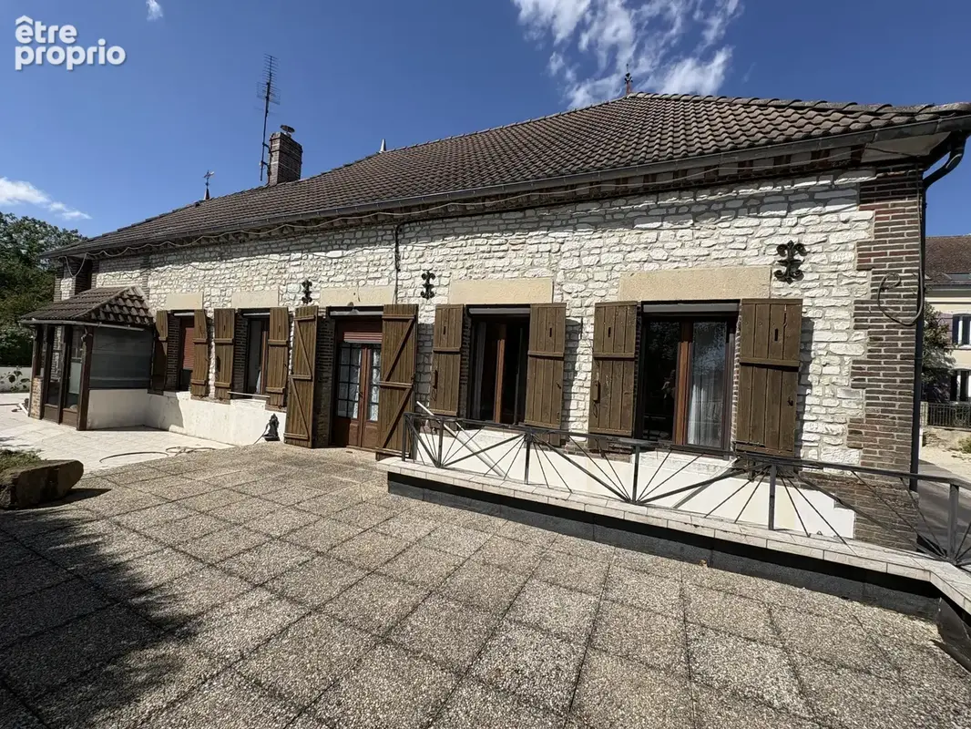 Maison à AUXON
