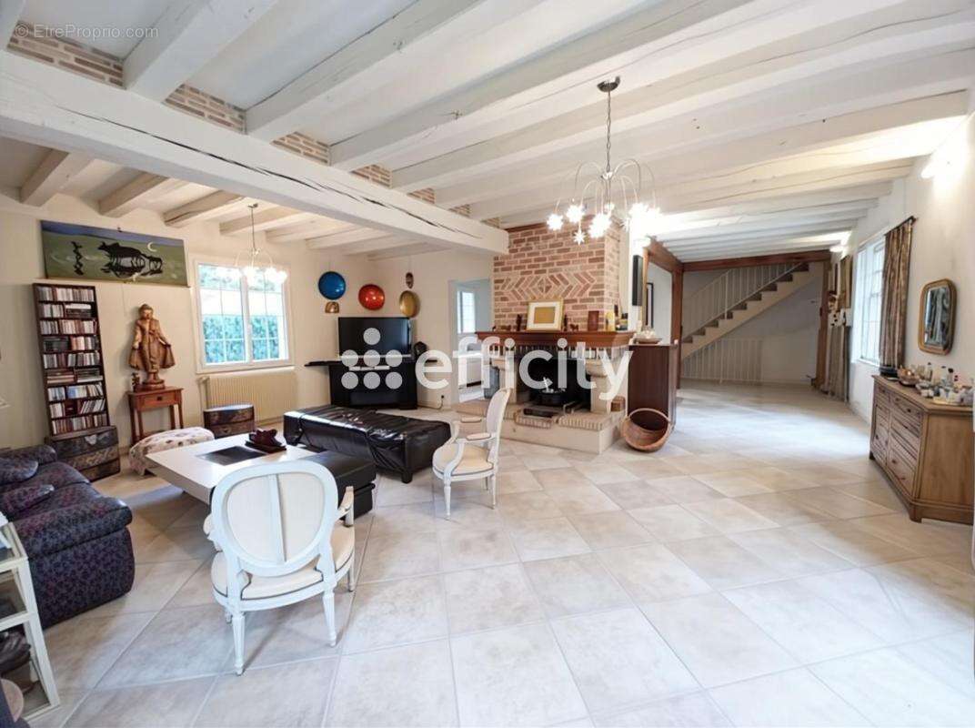 Maison à BAILLEAU-ARMENONVILLE