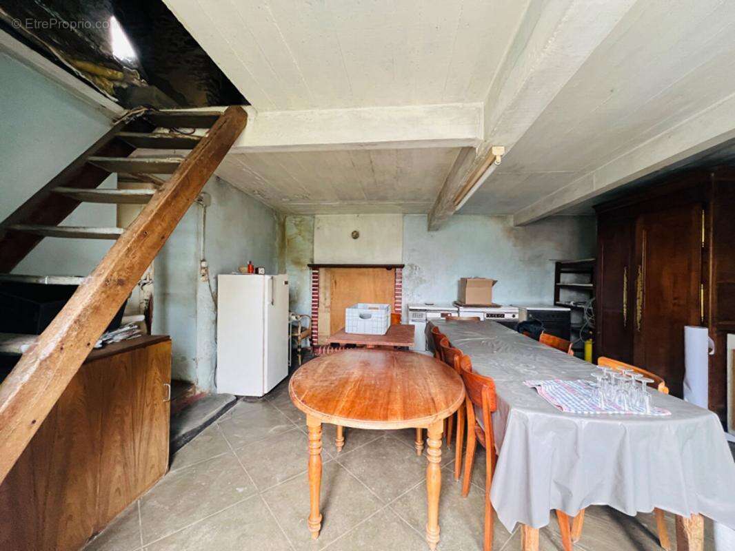 Maison à JOUE-SUR-ERDRE
