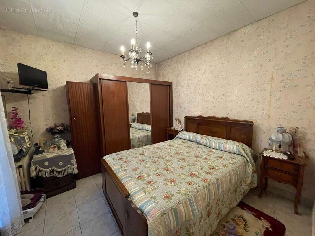 Maison à LE BLANC-MESNIL