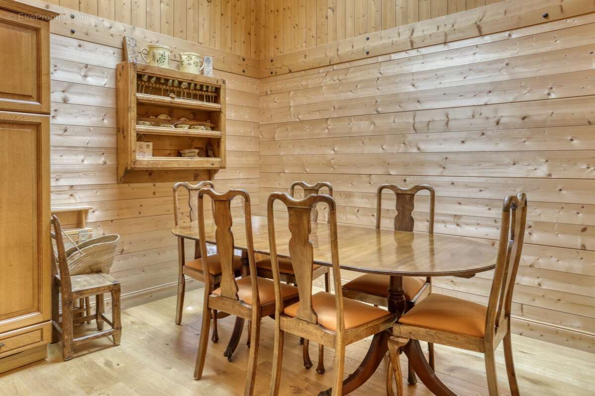 Appartement à DEMI-QUARTIER