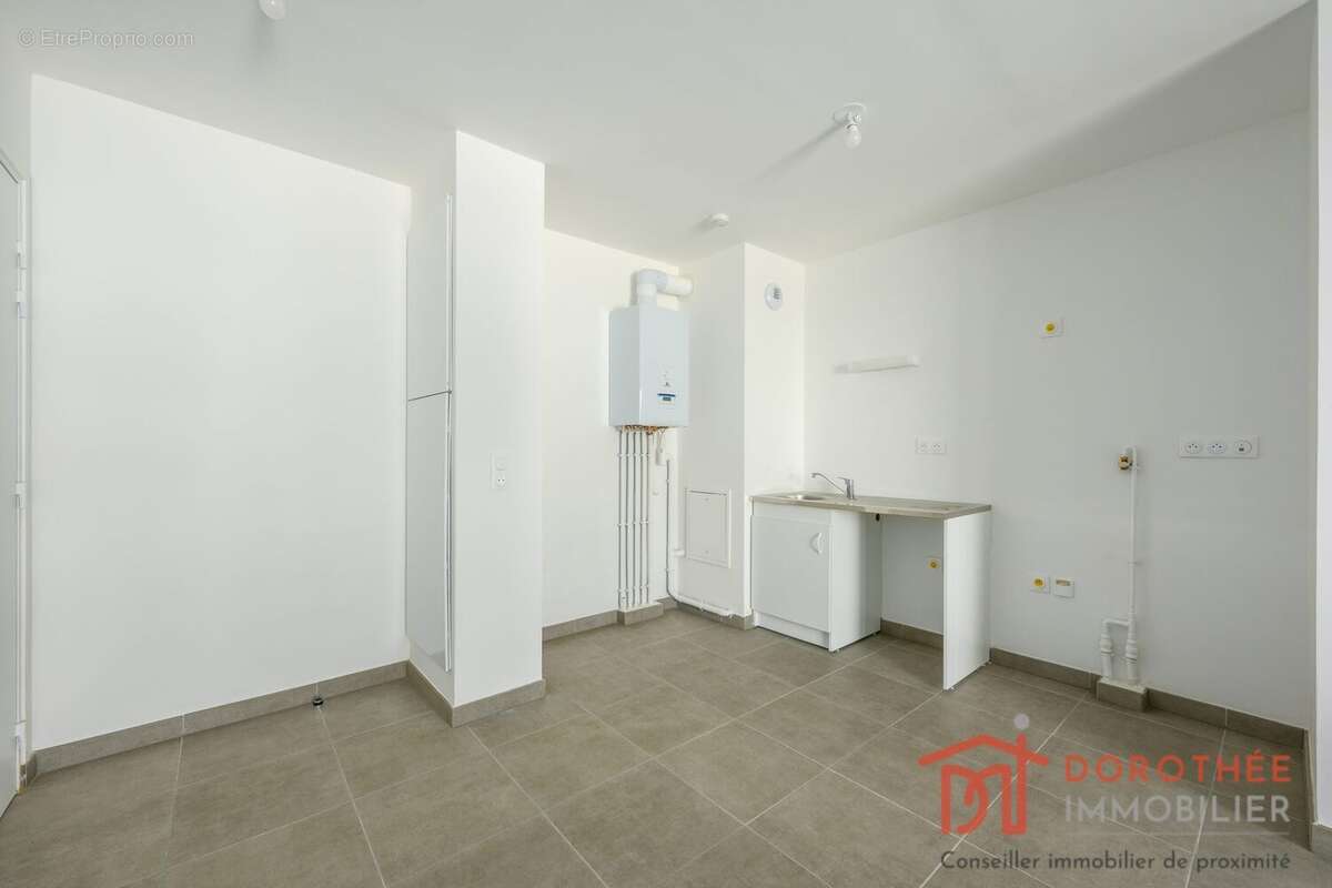 Appartement 45 m² à Marolles-En-Brie  - photo 3