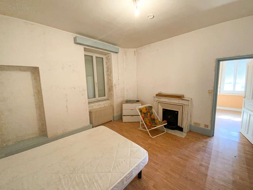 Maison à LE CREUSOT