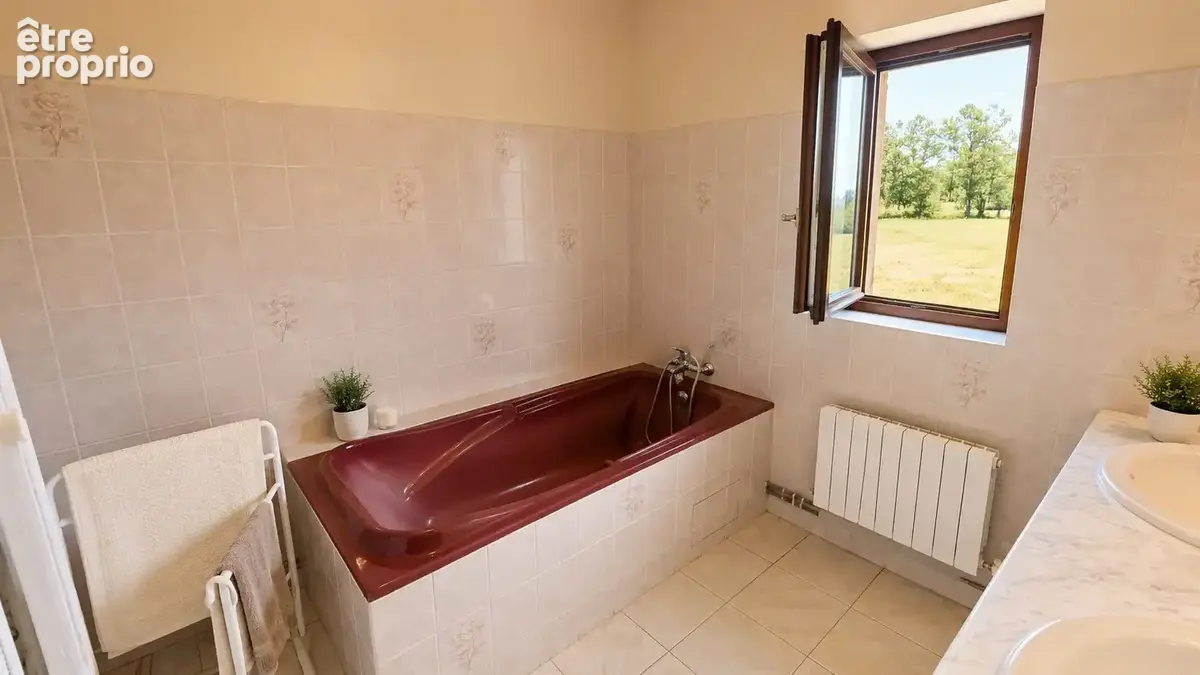 Maison 5 pièces 110 m² à vendre à Le Bourgneuf-La-Foret (53410) - photo 9