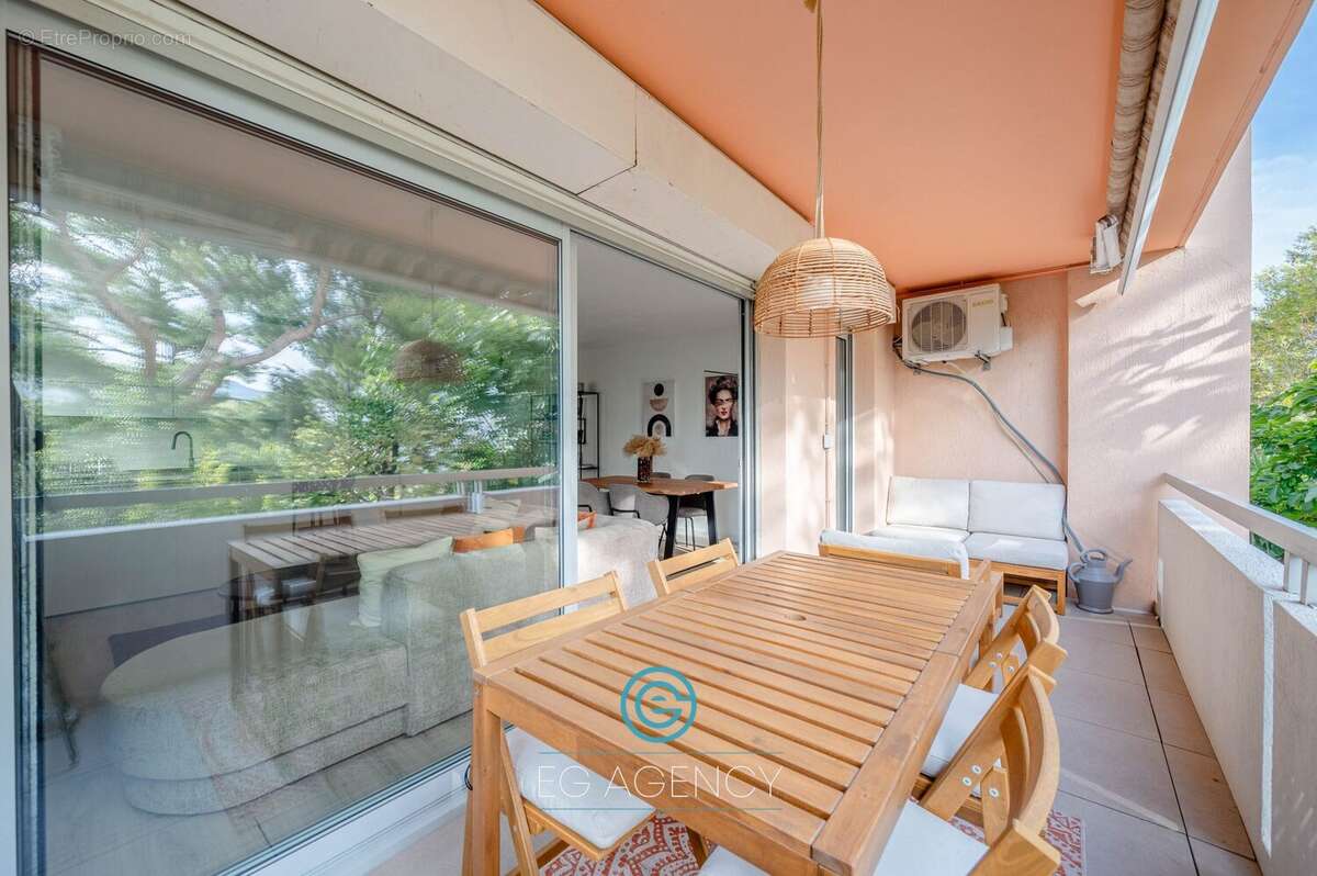 Appartement à MARSEILLE-8E