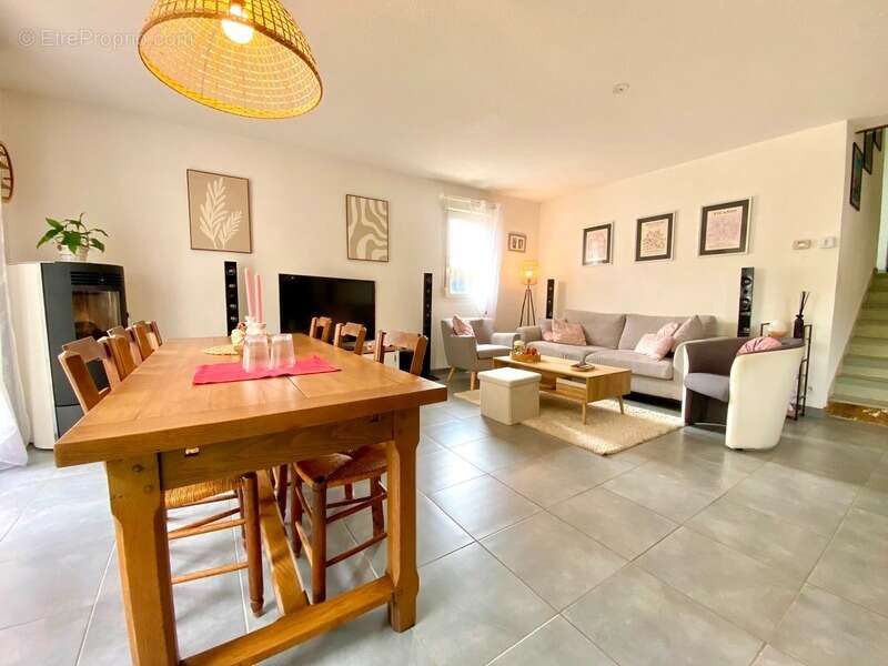 Maison familiale – 113 m² – 4 chambres – jardin – garage – glos (14100) - photo 9