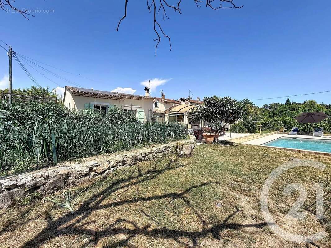 Maison 145 m² à Mougins  - photo 17