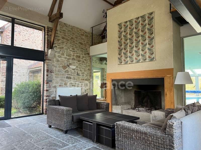 Maison à SAINT-LEONARD