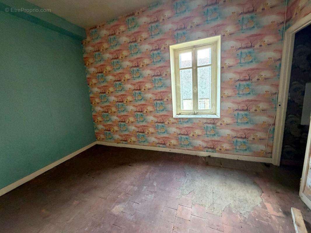 Immeuble de rapport à fort potentiel en plein centre de Nevers - photo 15