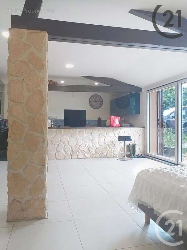 Maison à CHAMBEUGLE