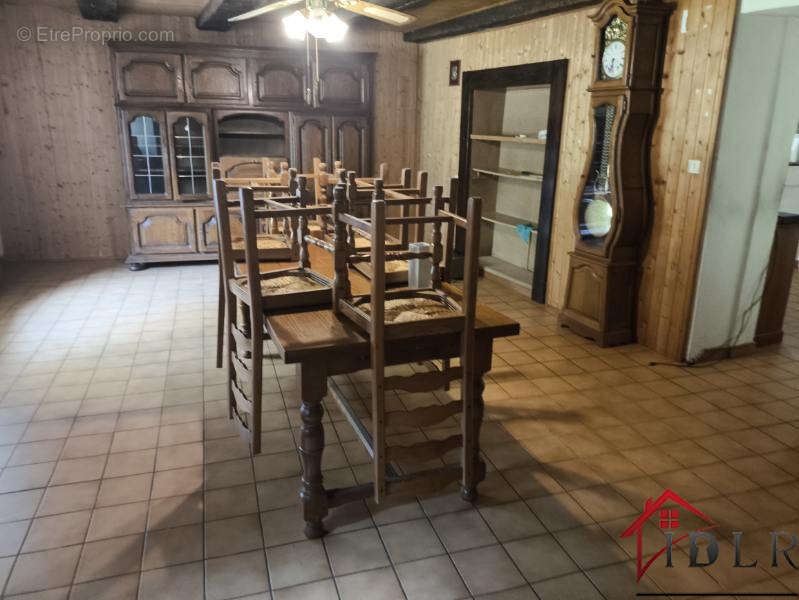 THIEFFRANS 70230 Maison de Village mitoyenne de 142 m2 sur 2 - photo 3