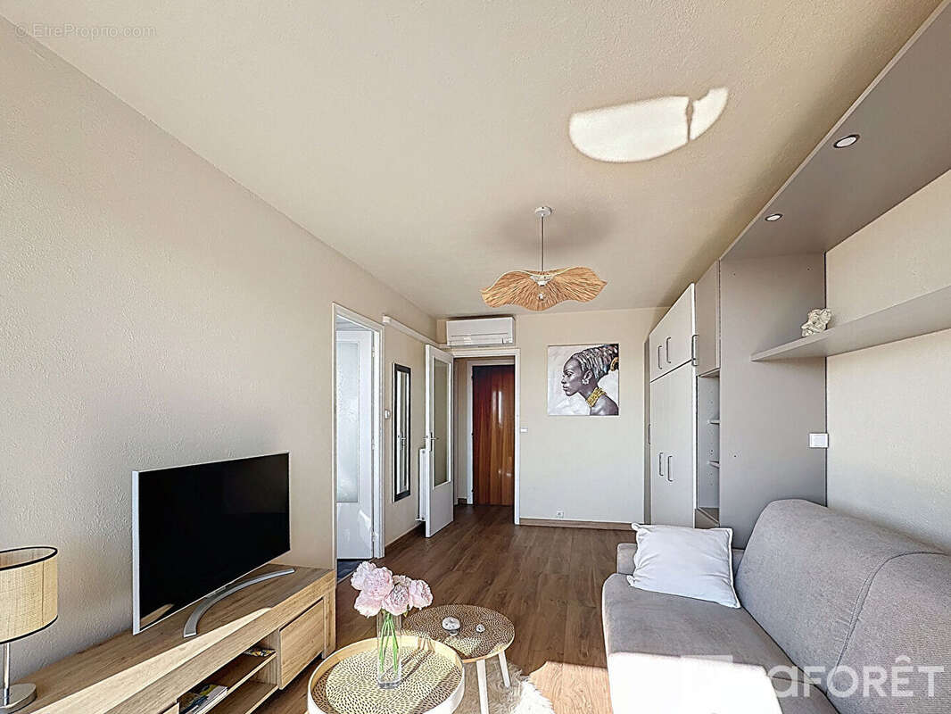 Appartement à ROQUEBRUNE-CAP-MARTIN