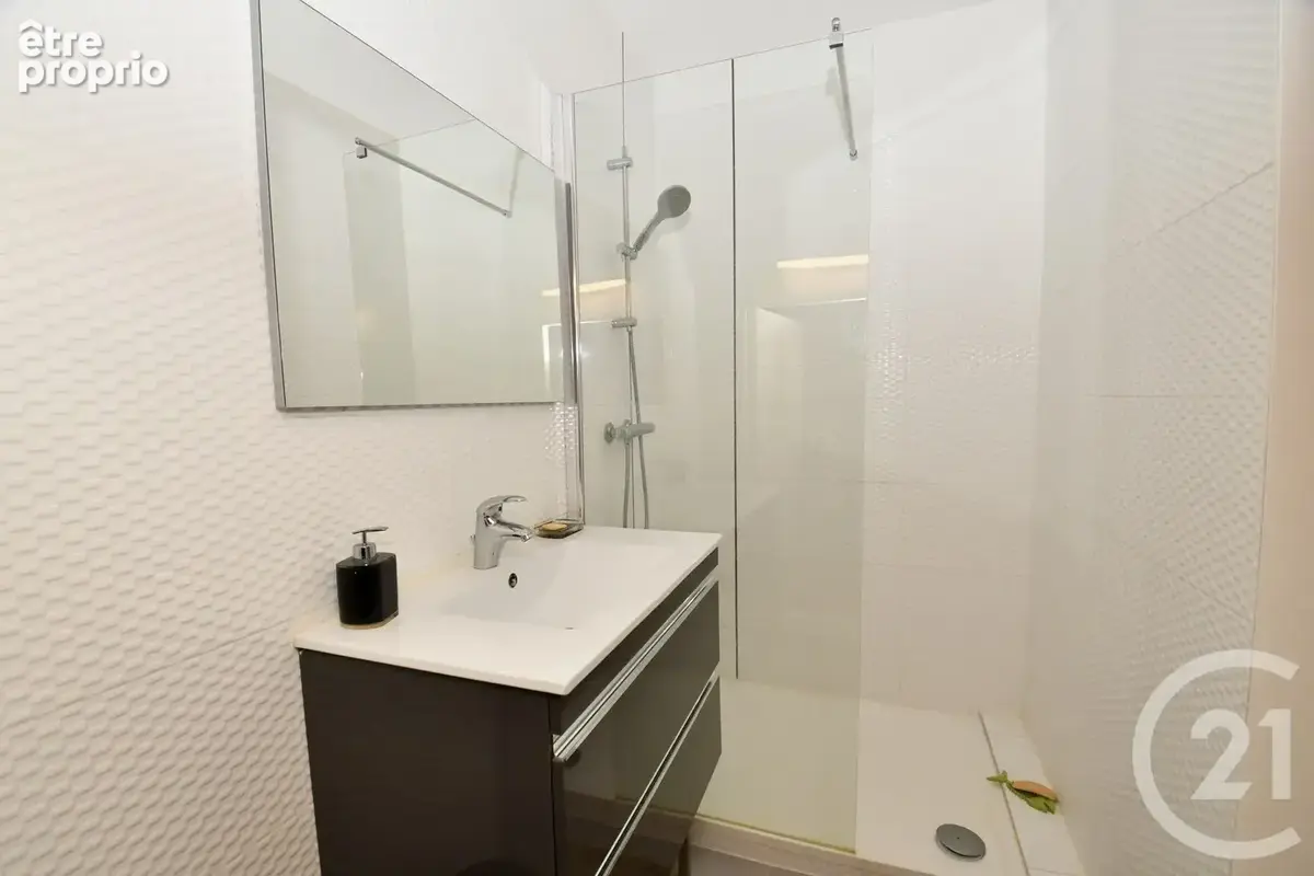 Appartement 3 pièces 77 m² à vendre à Royan (17200) - photo 7