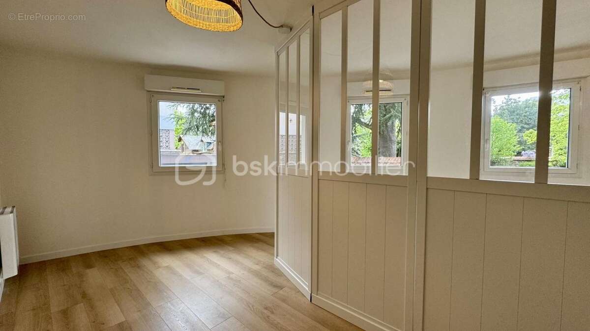 Très bel appartement Cosy T1 bis - REFAIT À NEUF - Quartier prisé Oberthur - Thabor à RENNES - photo 10
