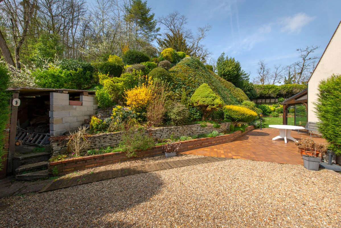 Maison à MONTEREAU-FAULT-YONNE