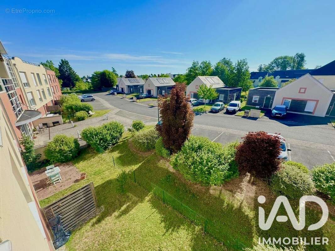 Appartement 48 m² à Saint-Cyr-En-Val  - photo 2
