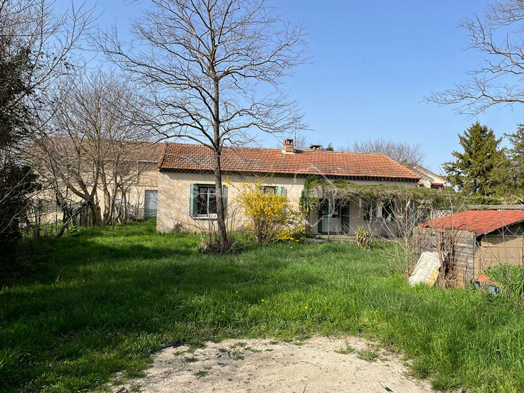 Maison à ALTHEN-DES-PALUDS