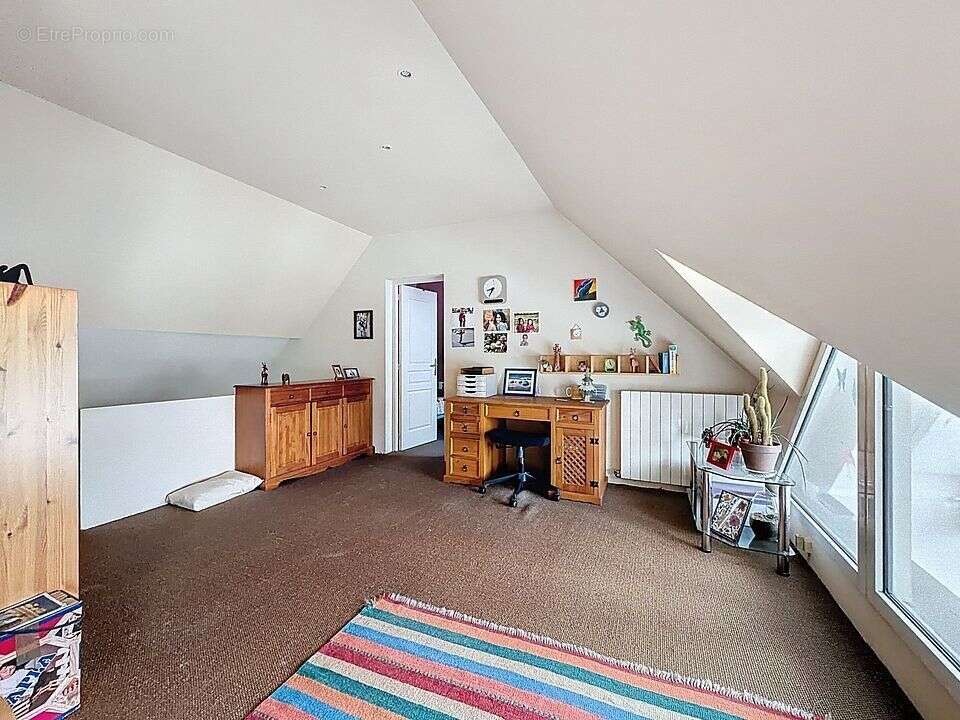 Appartement à VOISINS-LE-BRETONNEUX
