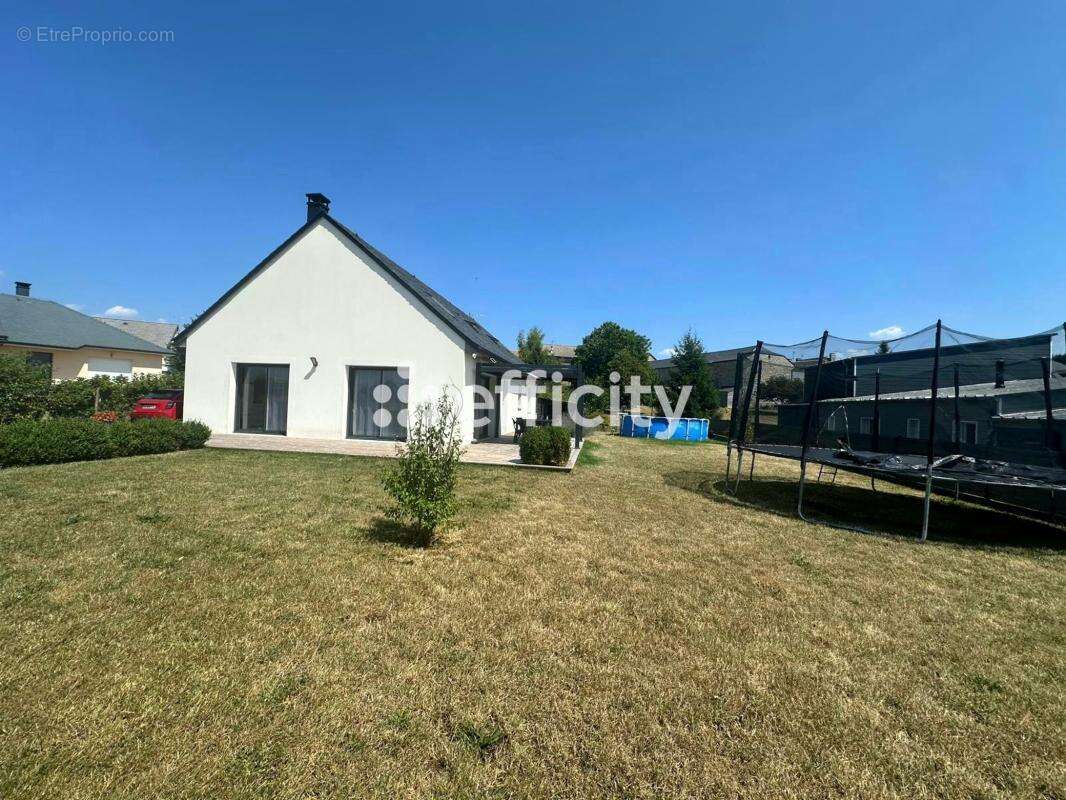 Maison 138 m² à Albaret-Sainte-Marie  - photo 8