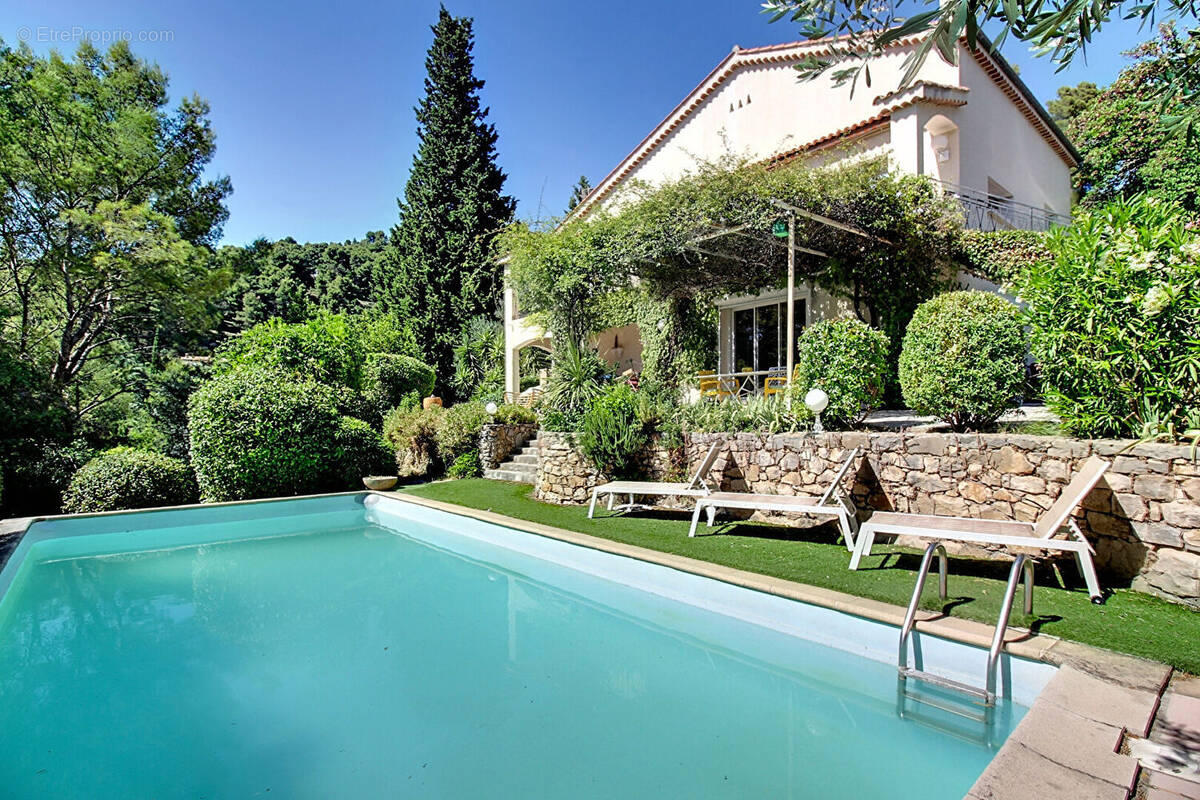 Maison à DRAGUIGNAN