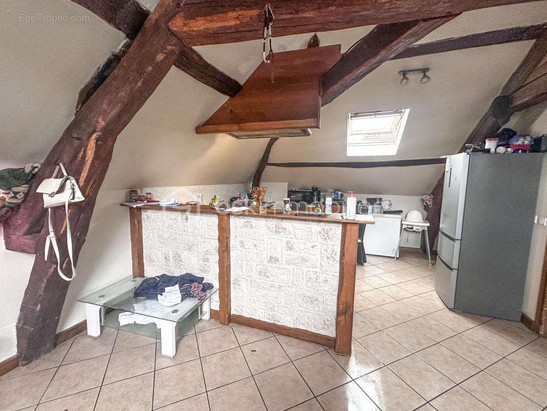 Appartement à CORBEIL-ESSONNES