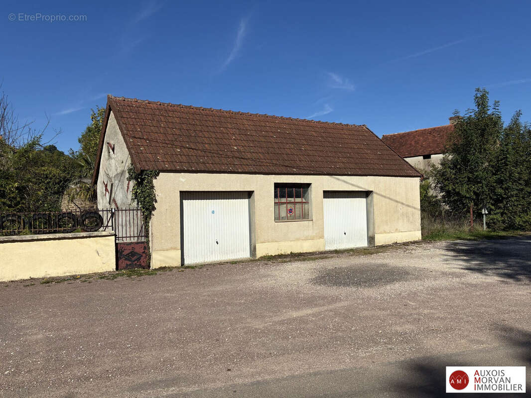 Maison à EPOISSES