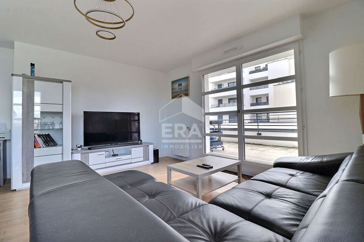 Appartement Colombes 5 pièce(s) 97 m2 - terrasse de 67 m² - photo 4