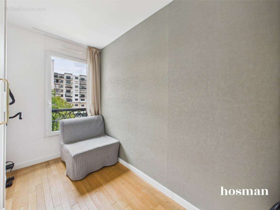 Appartement à SURESNES