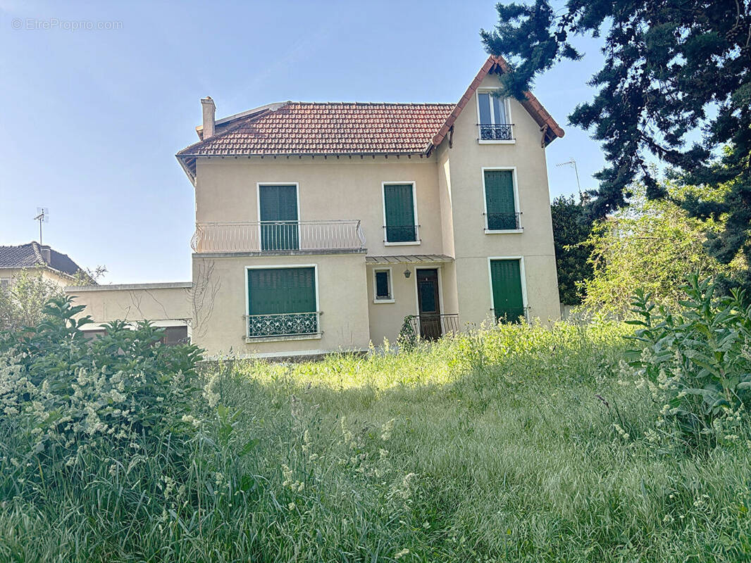 Maison à LE PERREUX-SUR-MARNE