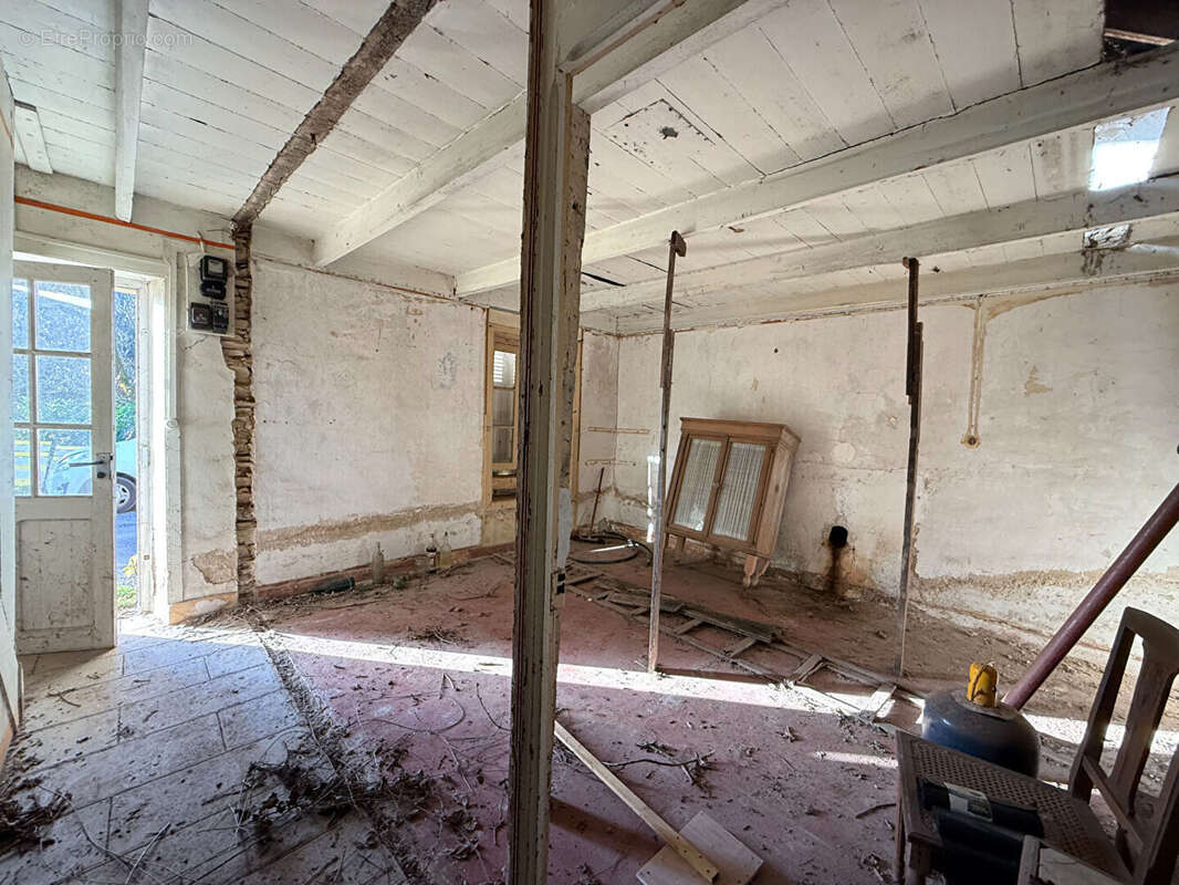 Maison à LE RELECQ-KERHUON