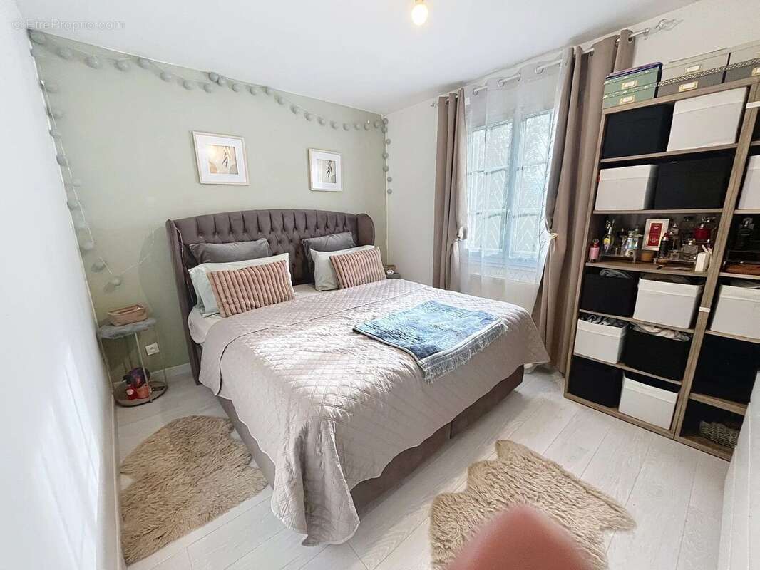 Maison à CRECY-SUR-SERRE