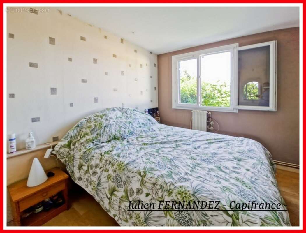 Dpt Vienne (86), à vendre CHÂTELLERAULT Maison P5 de 105m² - Terrain de 286m² - photo 9