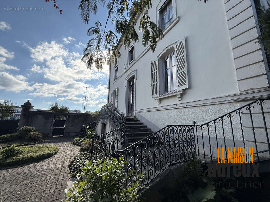 Maison à GRAY