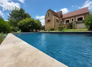 Maison à MEYRALS