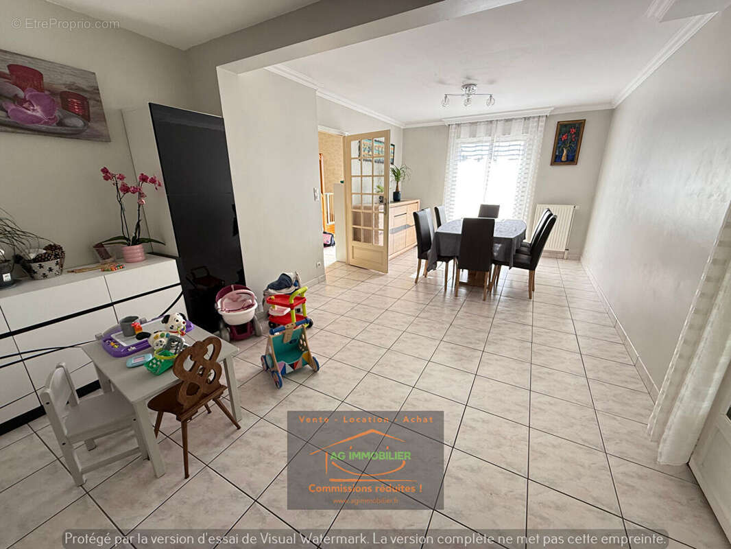 Maison à LA MEZIERE