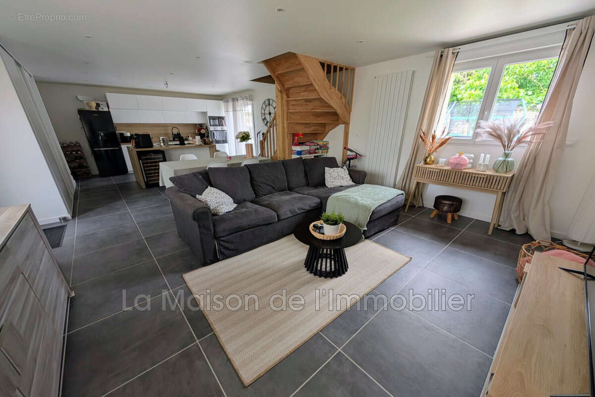 Maison à CRIQUEBEUF-SUR-SEINE