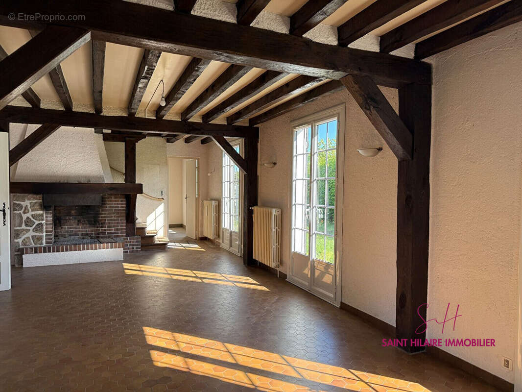 Maison à SAINT-HILAIRE-SAINT-MESMIN