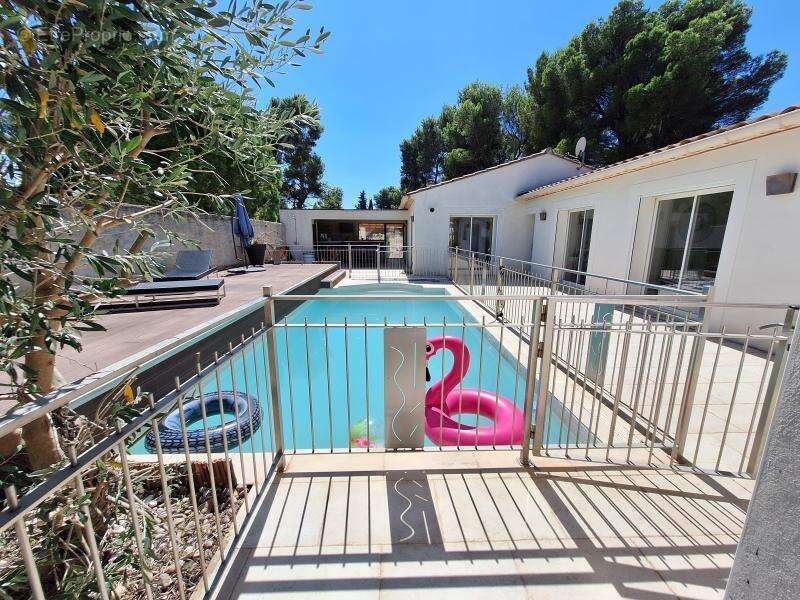 Maison 164 m² à Beaucaire  - photo 15