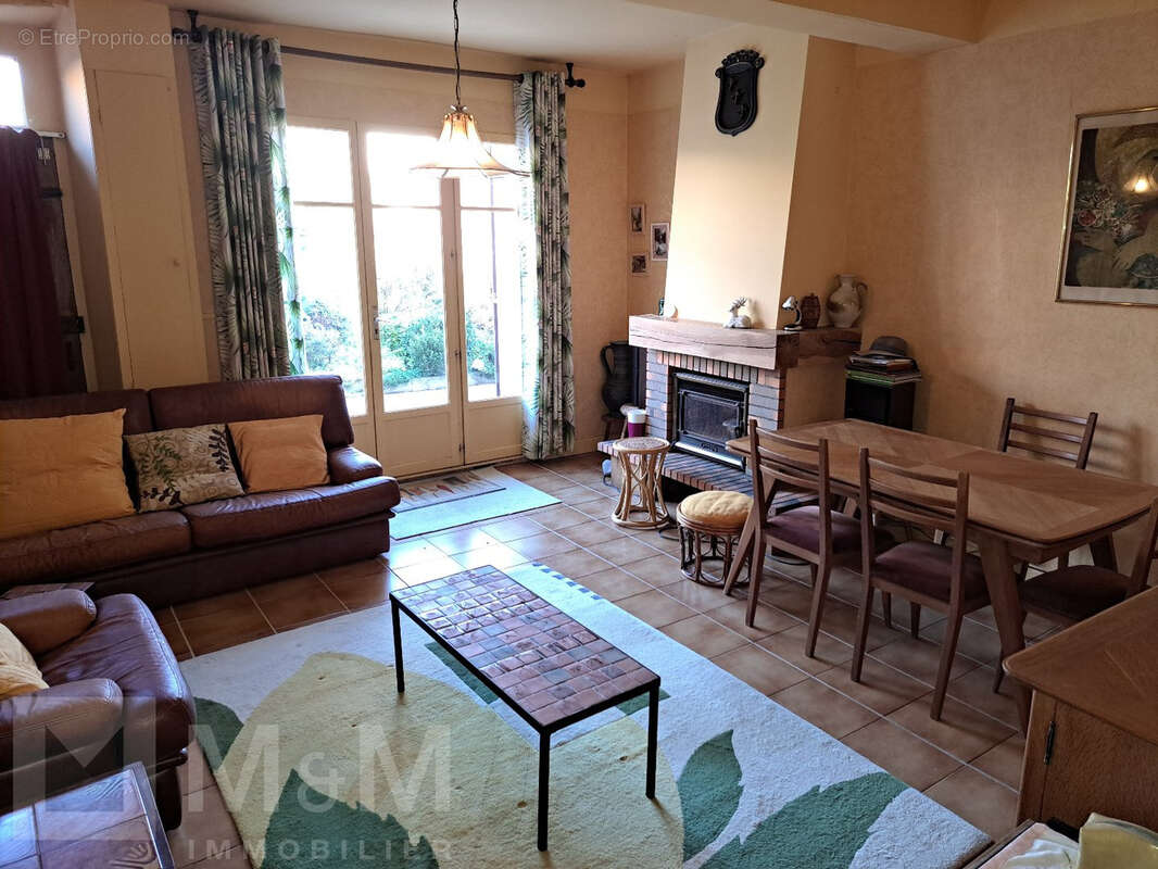 Maison à NEBIAS