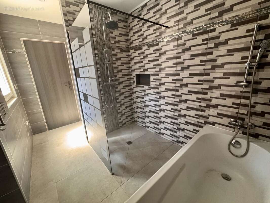 Maison 182 m² à Abscon  - photo 5