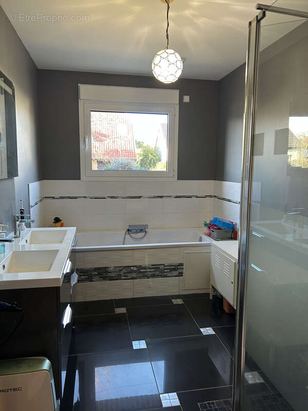 Libercourt : pavillon individuel semi plain-pied 160 m2 habitables  5 chambres+bureau - photo 17