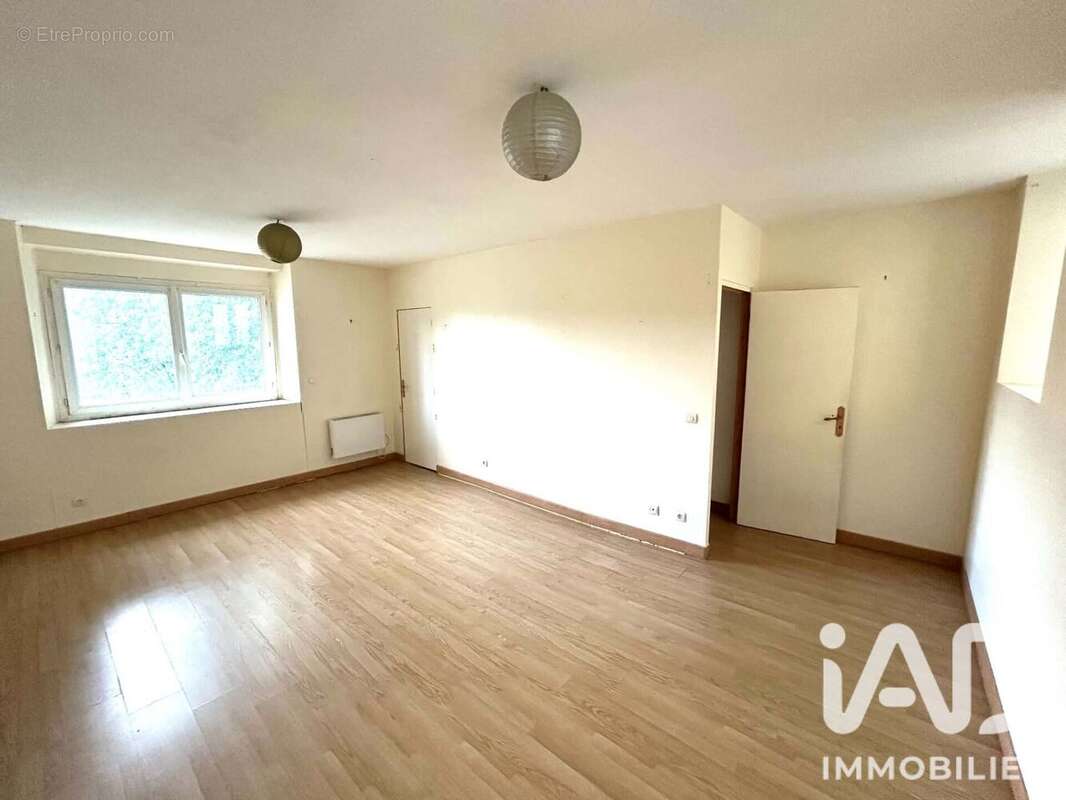 Appartement 133 m² à Diou  - photo 7