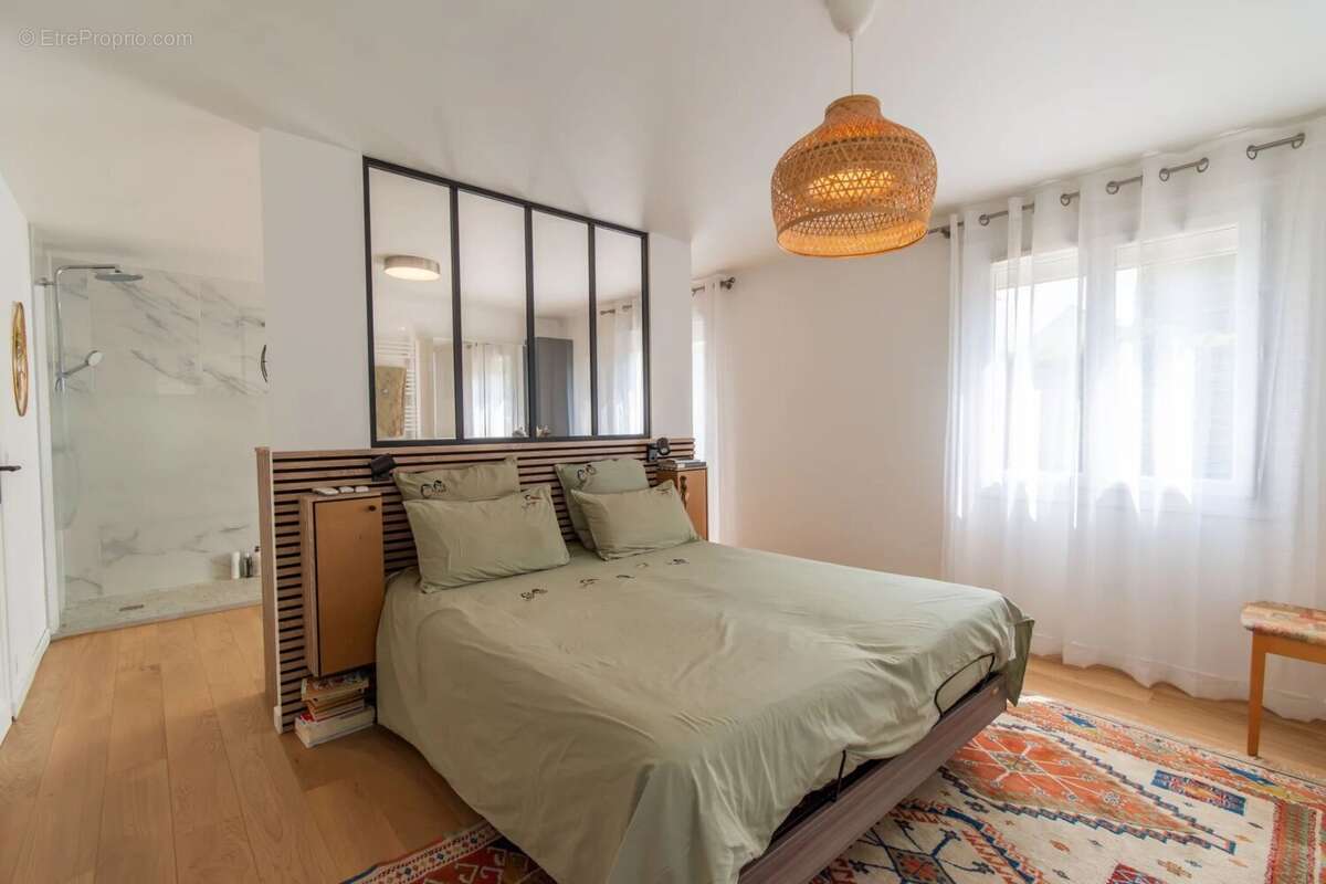 Maison 140 m² à Saint-Brice-Sous-Foret  - photo 5